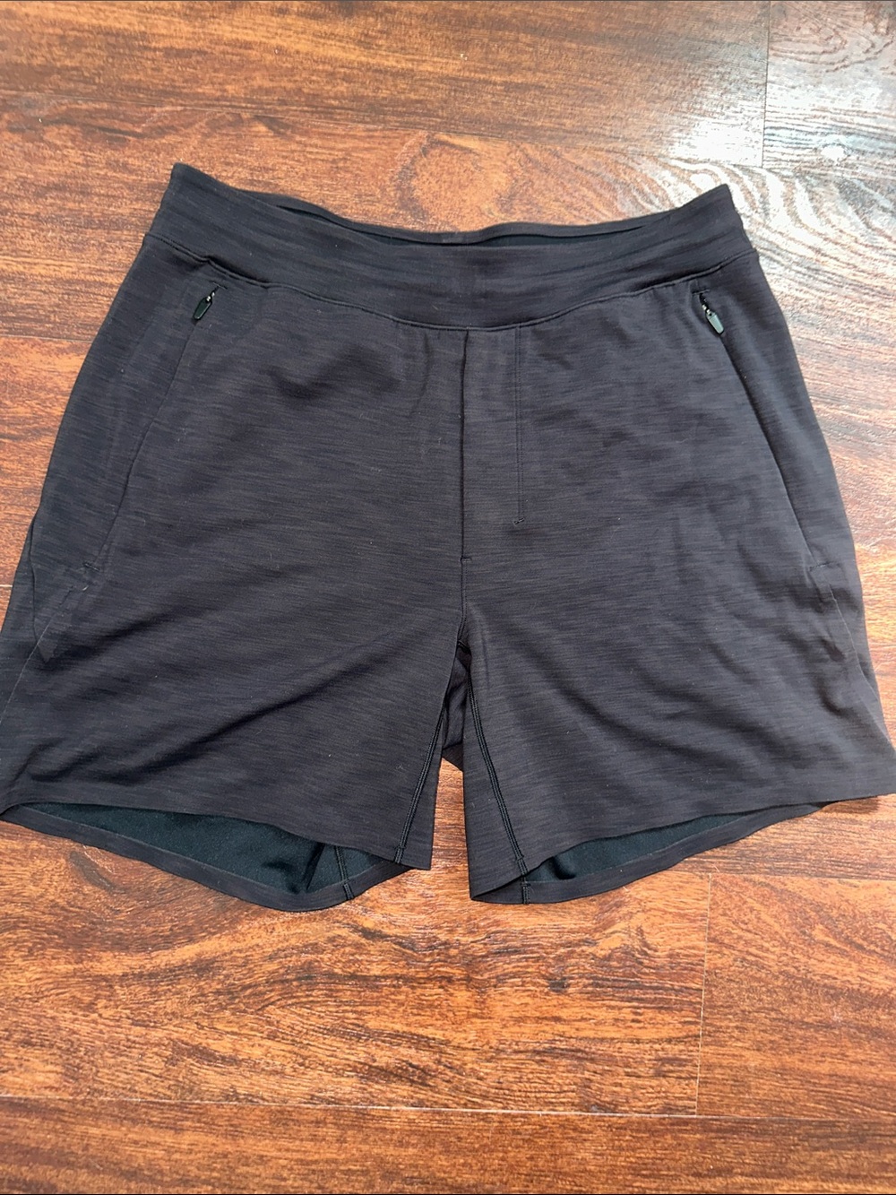 lululemon everlux balancer shorts men’s 6” size Medium